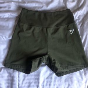 GYMSHARK DREAMY SHORTS